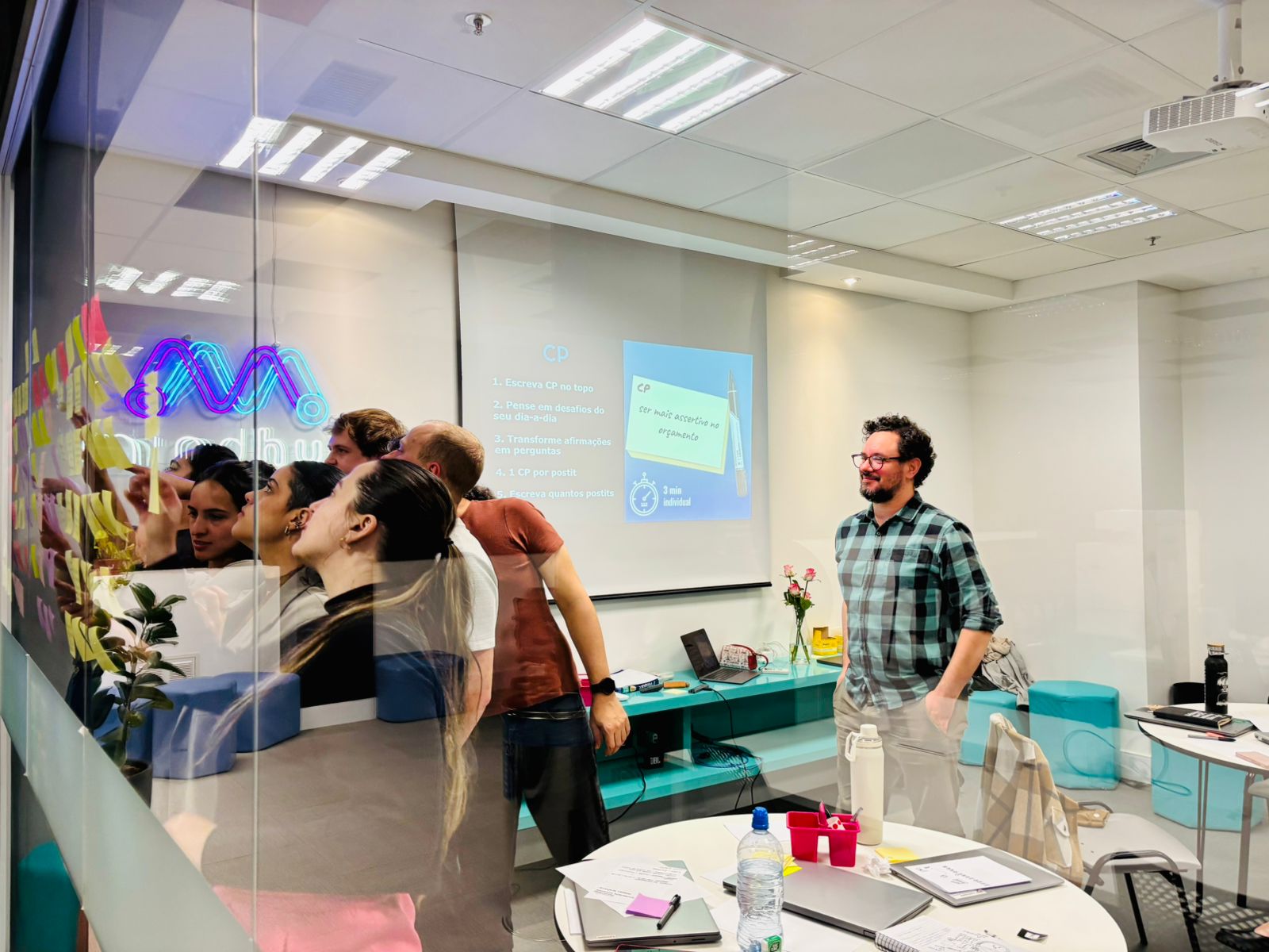 Maycon presenting AI Workshop for Leaders 2025